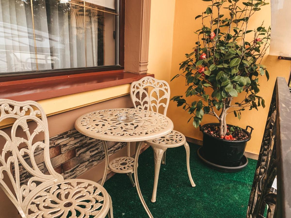 Forsage Hostel 우주고로트 외부 사진