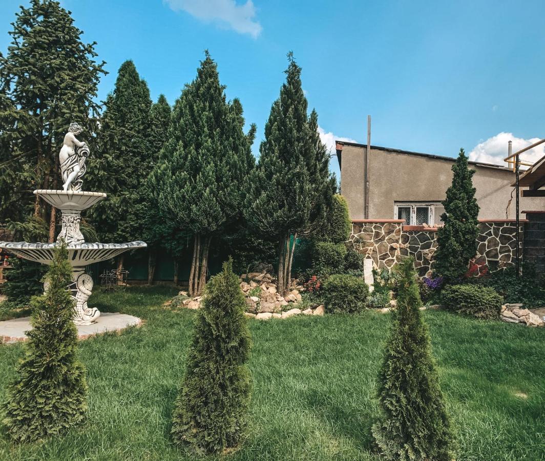 Forsage Hostel 우주고로트 외부 사진